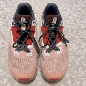 On Running Cloud Stratus Rose/Red Running Shoes